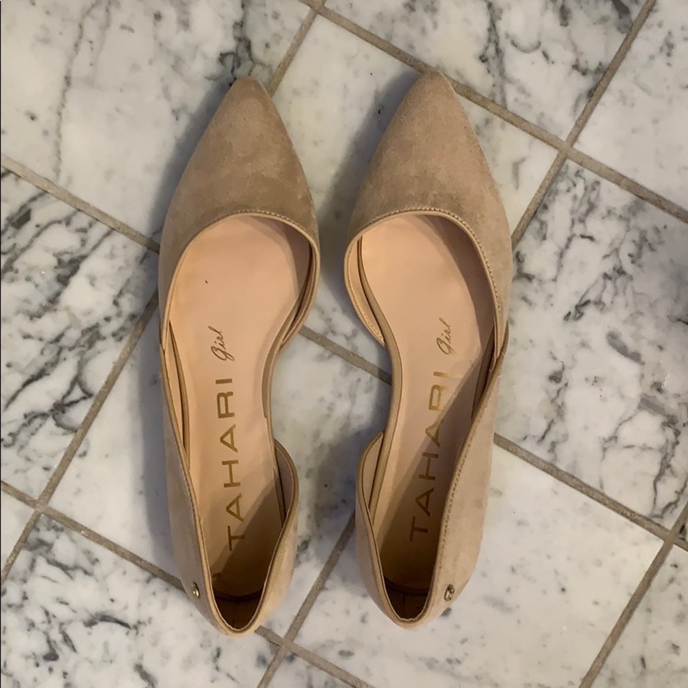 Never worn Tahari Girl flats